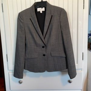Hugo Boss versatile jacket. Grey / black. Size 6. Matching skirt, & pants.